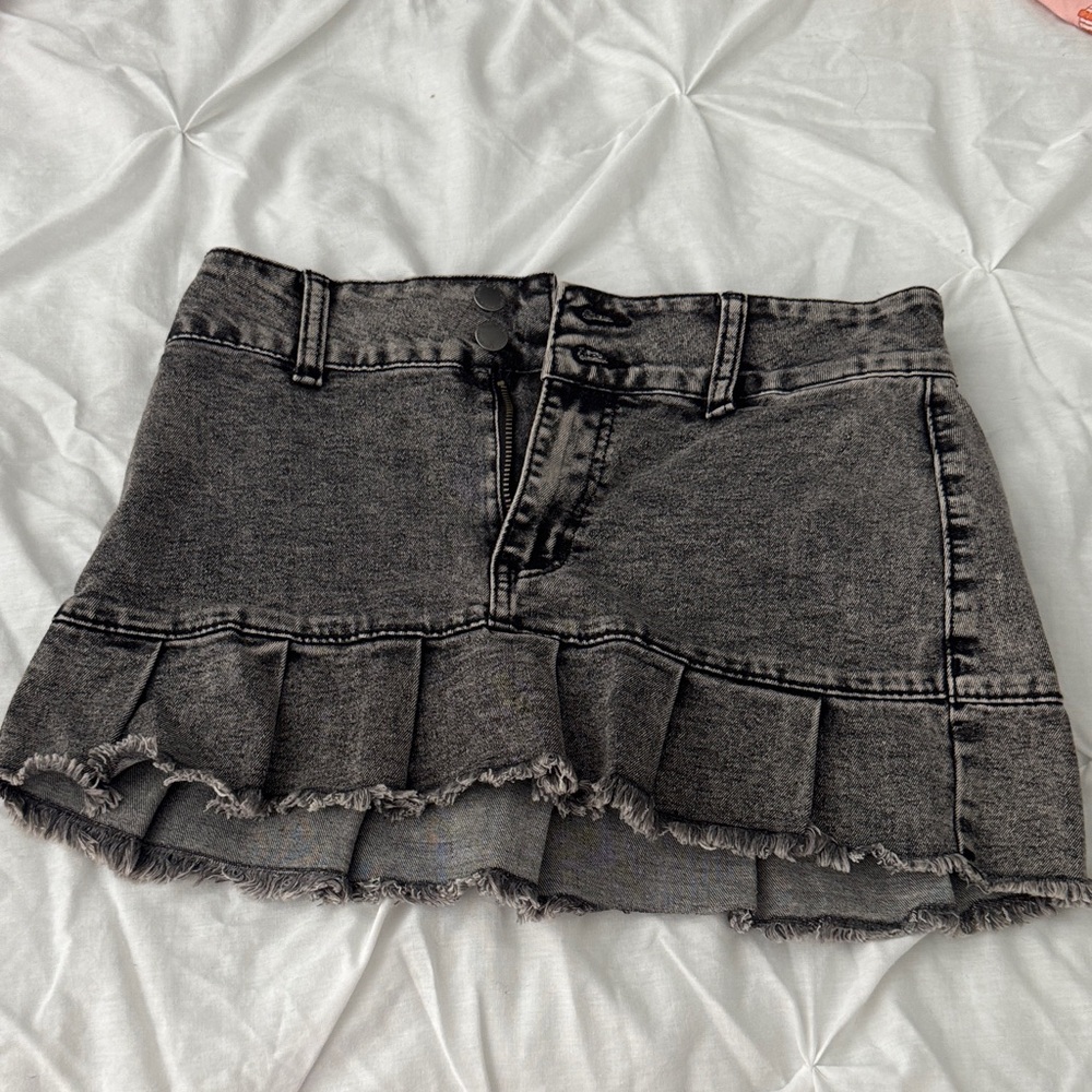 SHEIN Black Denim Mini Skirt